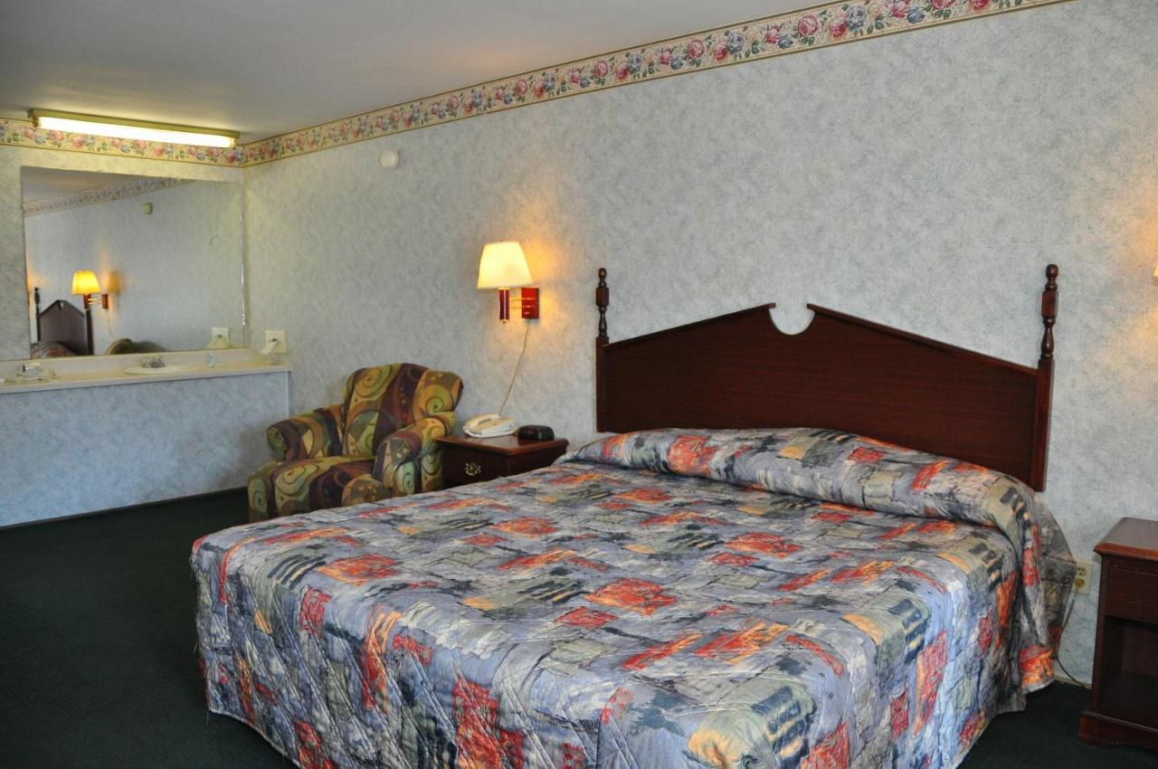 Merrimac Inn & Suites Вільямсбург Екстер'єр фото